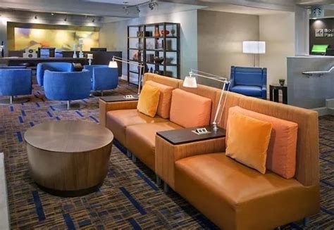 Hotel Clipper Ship Inn, Salem, USA - www.trivago.in