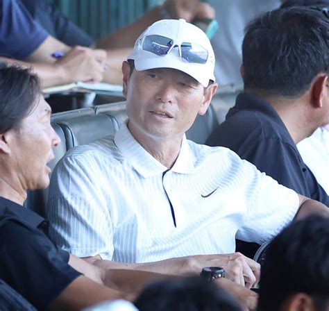 【巨人】桑田真澄ファーム総監督、九州国際大付・佐倉侠史朗を生チェック「シャープなスイング。角度のある打球を飛ばせる」 - スポーツ報知
