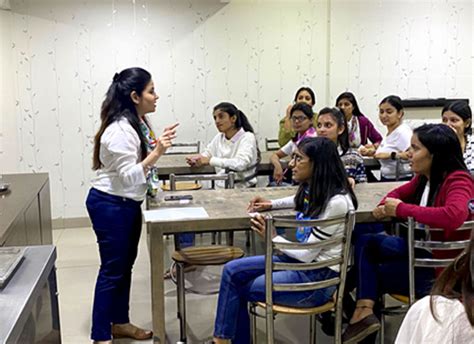 Healthy Eating in the Workplace- Why is it Important?