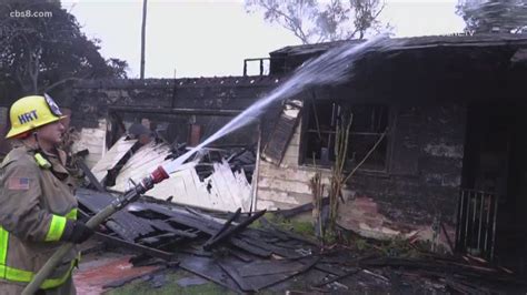 Firefighters hurt battling house fire in El Cajon | cbs8.com