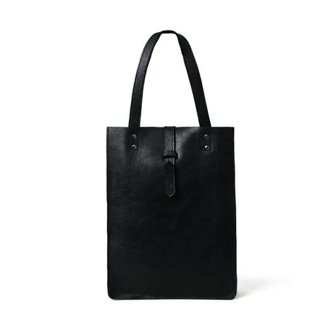 Ebony Elegance Leather Tote — MaheTri