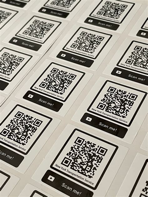 QR Code Stickers 的图像结果