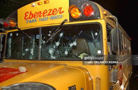 Bullet-Riddled Bus 的图像结果