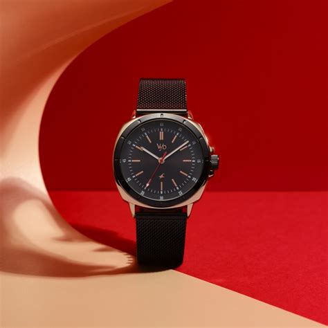 Buy Online Fastrack Vyb Pioneer Quartz Analog Black Dial Black Metal ...