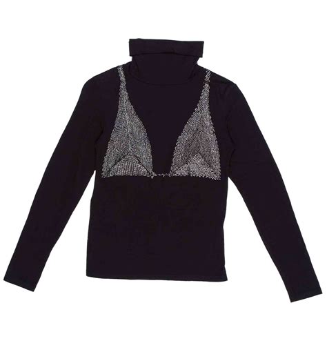 You will appreciate these 10 items if winter chic fashion is your vibe ...