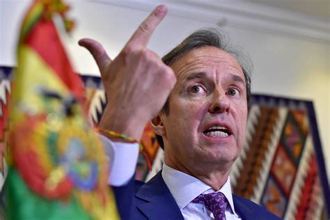 prevé una fuerte crisis económica en el país - JORNADA