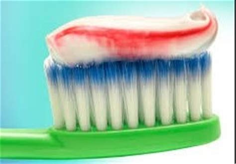 Toothpaste Clean Stain 的图像结果