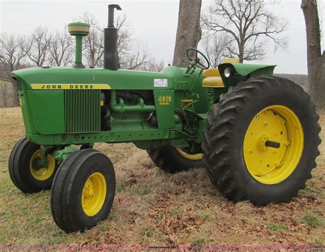 Technical Specifications and Data for John Deere 4010 Tractor