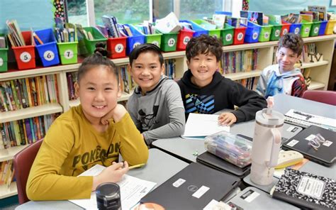 Endeavour Elementary - Home