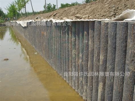 河堤斜坡混凝土支模图,4米高挡土墙模板加固,混凝土挡土墙支模图片_大山谷图库