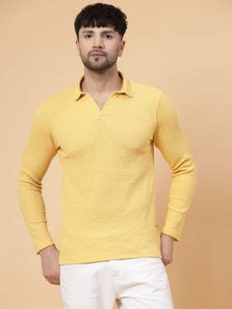 Buy RIGO Men Black Waffle Knit Solid Polo T-Shirt Online
