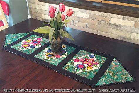 Image result for Applique Table Runner Patterns