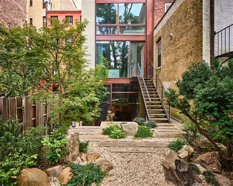 A Granite Garden for a Brooklyn Brownstone by KHoyt Architecture ...