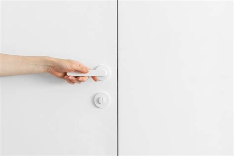 How to Fix a Door that Won't Latch | Aspire Doors