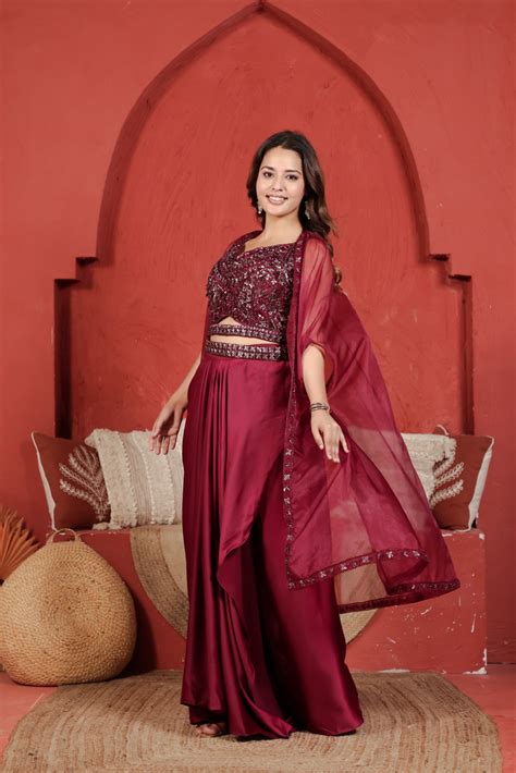 INDO - WESTERN SAREE STYLE – Narisanjog