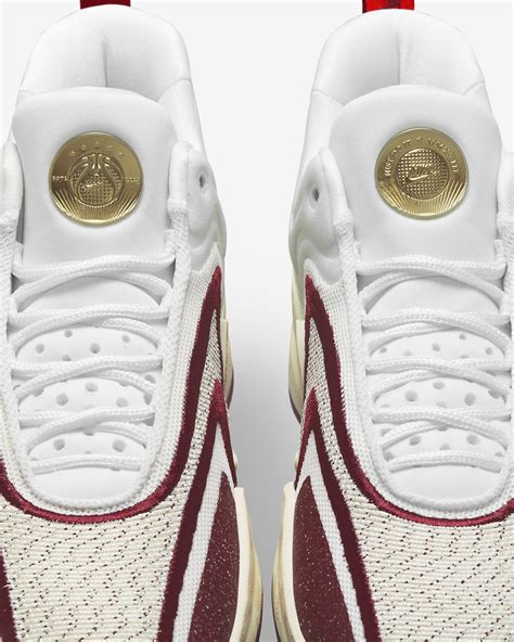 Nike Cosmic Unity 2 Basketball Shoes. Nike RO