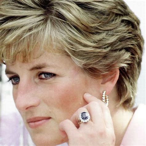 The World-famous Engagement Ring Of Princess Diana | atelier-yuwa.ciao.jp