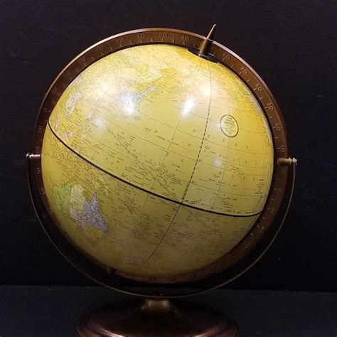 Vintage World Globe 的图像结果