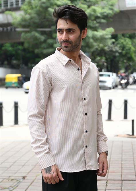 Beige Pinstripe Long Sleeve Shirt – Snipes