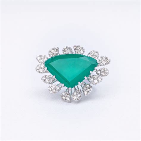 Designer Rings: Gold, Diamond & Polki | Punjabi Saraf Jewellers