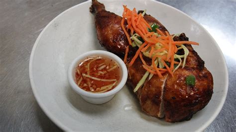 ENTREES — Saigon Spring