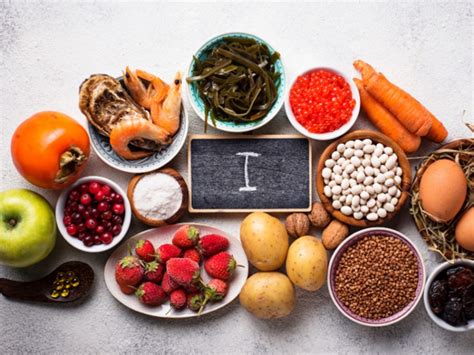 Health Tips: आयोडीन की कमी के हैं ये लक्षण, पहचानें और अपनी डाइट में ...