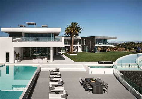 The world’s most expensive home is ready for its close-up ...