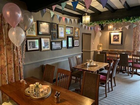 POLLARDS INN HOTEL (Willaston on the Wirral) - B&B Reviews & Photos ...