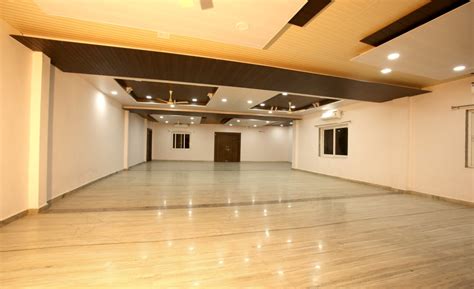 Manglam Resort And Restaurant | Hotel in Shamgarh | Timbu.in