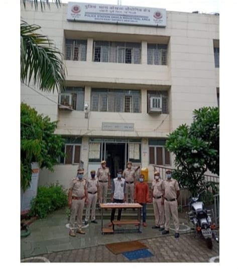 Delhi: Looking for missing son, man beaten to death with iron rod in ...