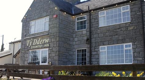 TY DDERW (Moelfre) - Hotel Reviews, Photos, Rate Comparison - Tripadvisor