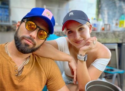 Poncho de Nigris explica qué pasó con la leche materna de Marcela ...