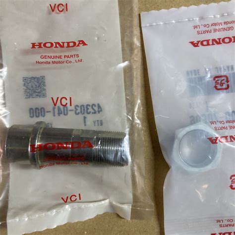 Yahoo!オークション - 42303-041-000 スーパーカブ 50 70 90 リヤ ホイ...