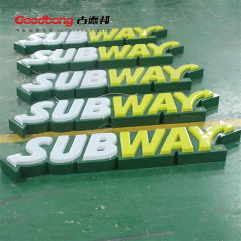 跨国快餐连锁店 赛百味（Subway）更换新LOGO-行业资讯-大型吸塑车标制作-电镀金属车标-立体三维车标