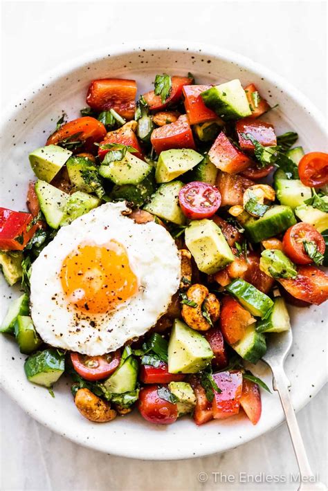 Breakfast Salad with Fried Eggs