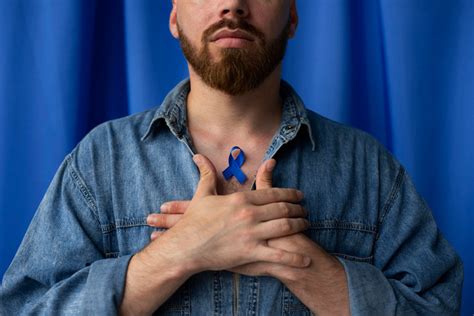 Testicular Cancer Awareness: Early Signs & Treatment
