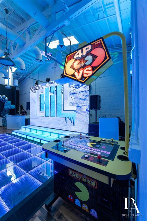 4-Player Pac-Man | Interactive Arcade Fun — Fotoboyz Events | Premier ...