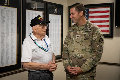 Korean War Veteran revisits 25th Infantry Division after 71 years ...