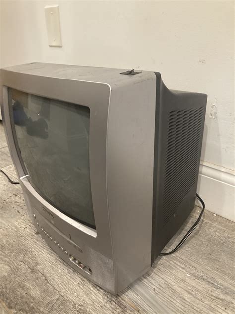 2000s Tv Set