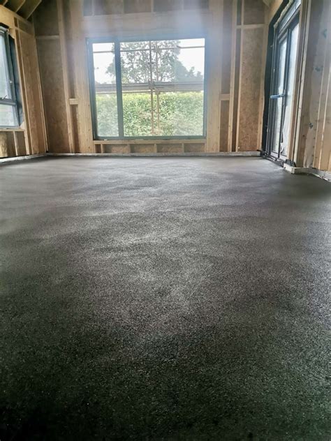 Traditional Sand / Cement Floor Screed - B Doherty Screeding Ltd