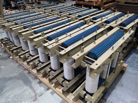 Image result for 3 Phase Core Type Transformer