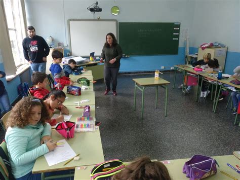 Talleres y lectura en Ribadesella para el Día de los Derechos de la ...