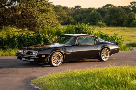 1977 Pontiac Firebird Trans Am Specs - Infoupdate.org