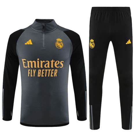 Tracksuits and Jackets – Page 3 – Indiansoccermart