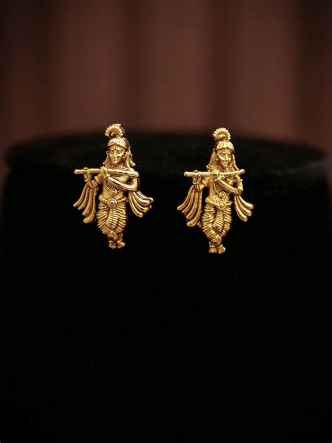 Oval gold bead lace pendant with Krishna ji motif set – Odara Jewellery
