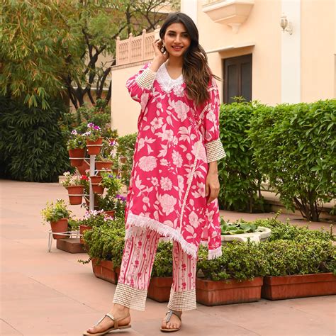 Lilac Pink Lurex Kaftan Set