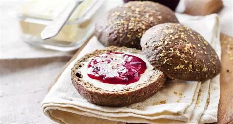 Discover 7 Ever-Green, Must-Visit Eateries In Fort, Colaba & CST ...