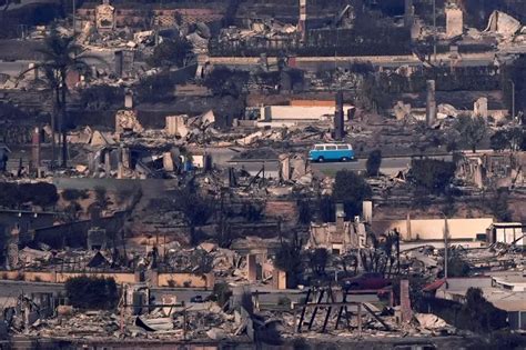 Los Angeles Wildfires Claim Lives and Destroy 1000 of Structures as New ...