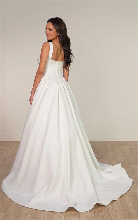 Plus Size Sweetheart Wedding Dress with Satin A-Line Skirt