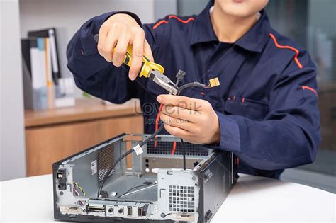 Rezultat imagine pentru Computer Home Repair